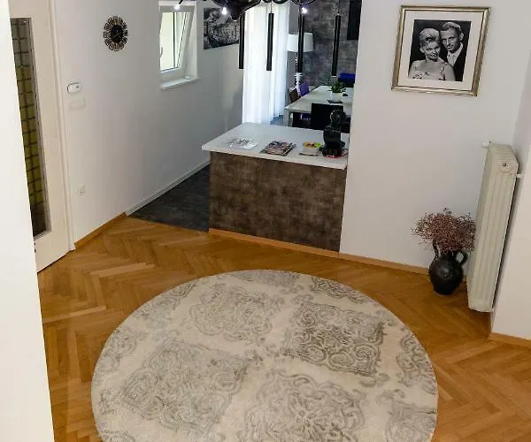Marija Lägenhet Ljubljana